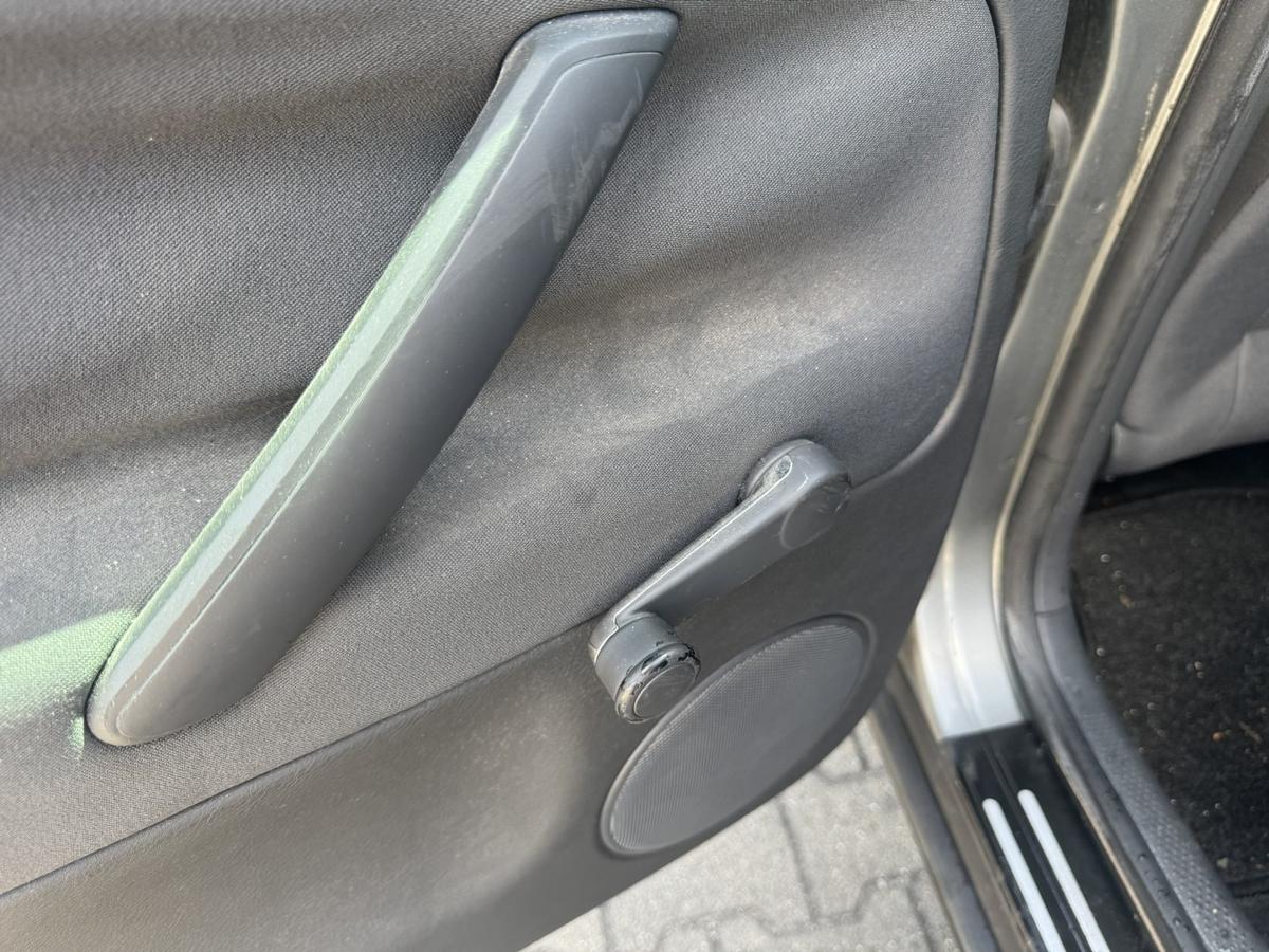 VW Passat 3BG original T&uuml;r hinten links Kombi/Variant LD7W Urban Grey Metallic Rohbau Bj.2004